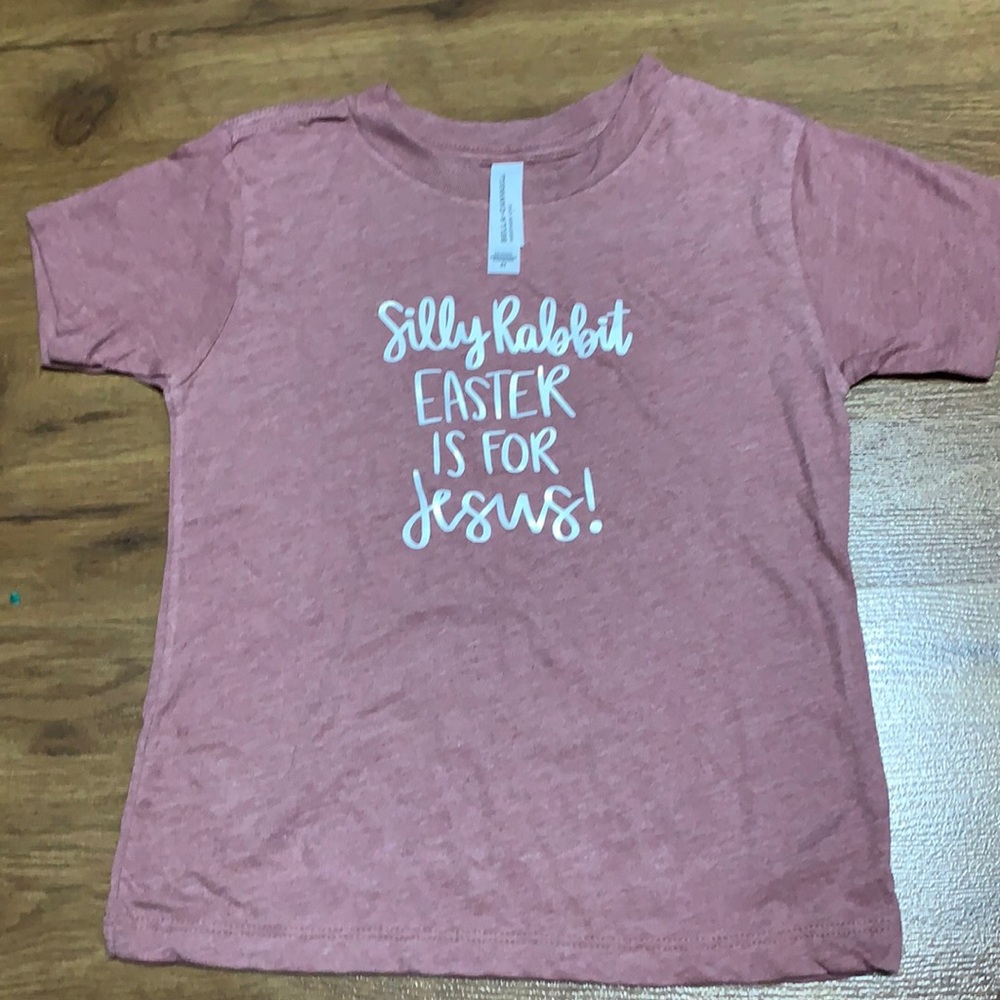 Heathered Mauve Easter short Sleeve Tee. Size: 4T A12